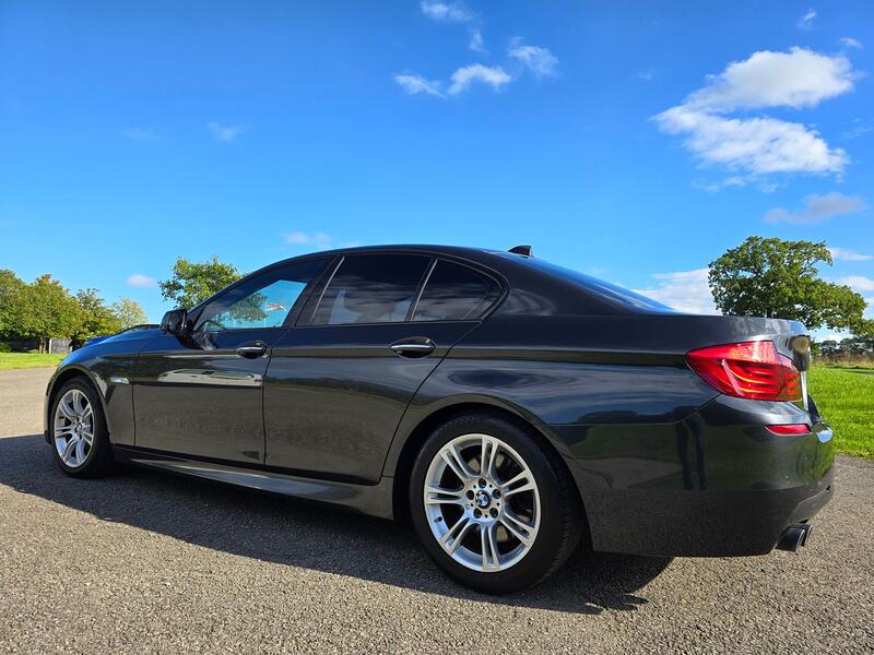BMW 5 SERIES 3.0 530d M Sport Saloon 2012