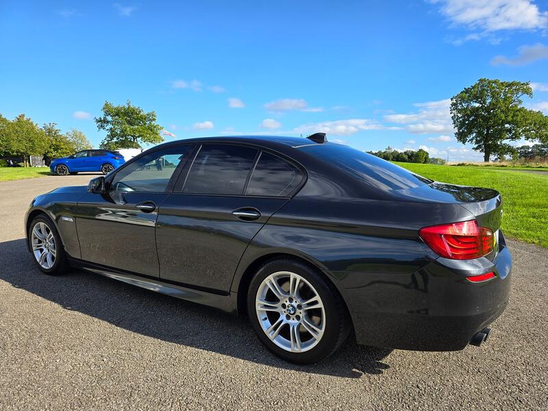 BMW 5 SERIES 3.0 530d M Sport Saloon 2012