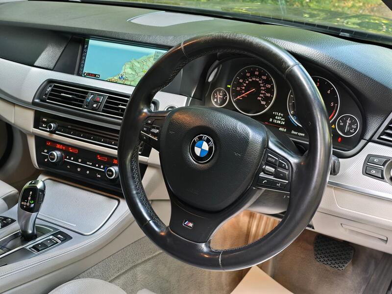 BMW 5 SERIES 3.0 530d M Sport Saloon 2012
