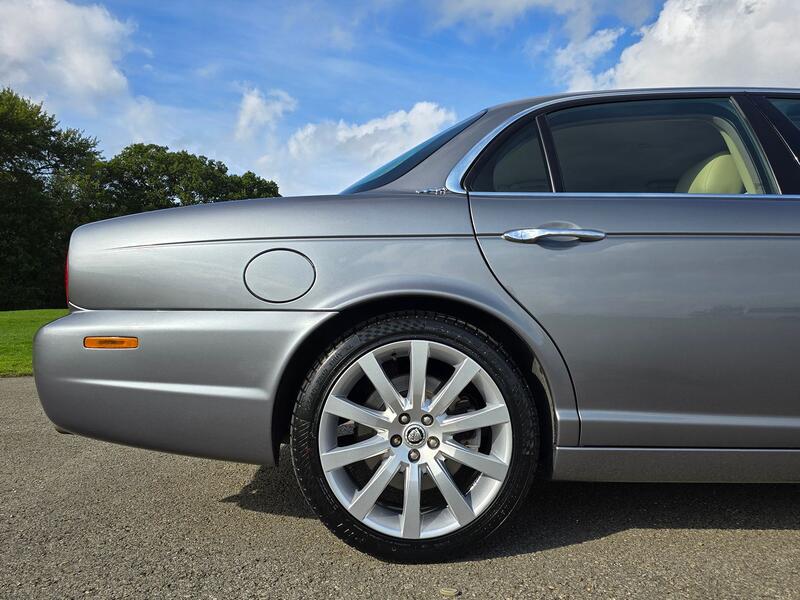 JAGUAR XJ 2.7 TDVi Executive 2009