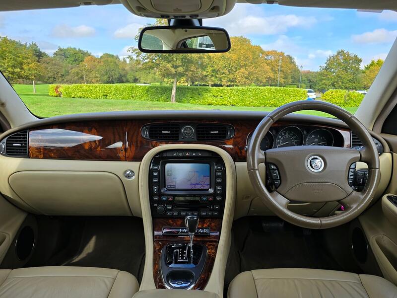 JAGUAR XJ 2.7 TDVi Executive 2009