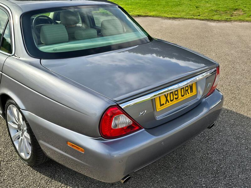 JAGUAR XJ 2.7 TDVi Executive 2009