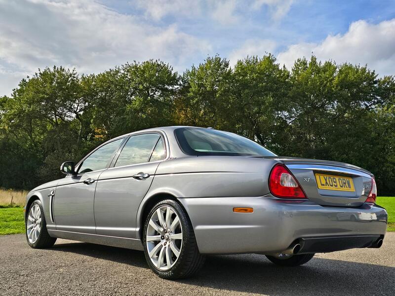 JAGUAR XJ 2.7 TDVi Executive 2009
