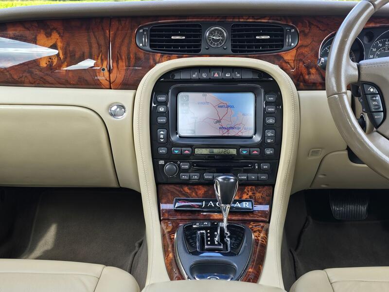 JAGUAR XJ 2.7 TDVi Executive 2009