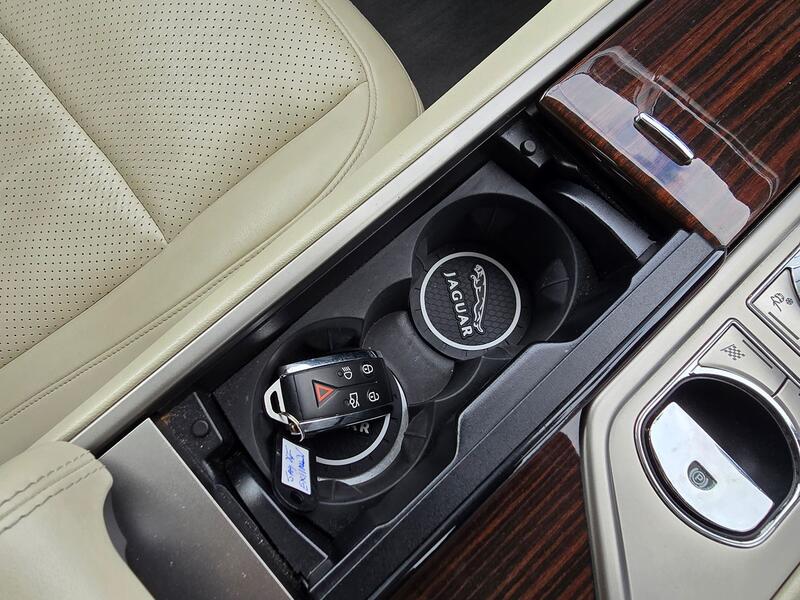 JAGUAR XF 3.0 d V6 Portfolio 2011