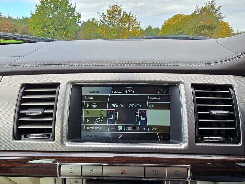 JAGUAR XF 3.0 d V6 Portfolio 2011