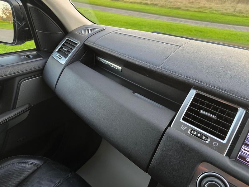 LAND ROVER RANGE ROVER SPORT 3.0 SD V6 HSE 2013