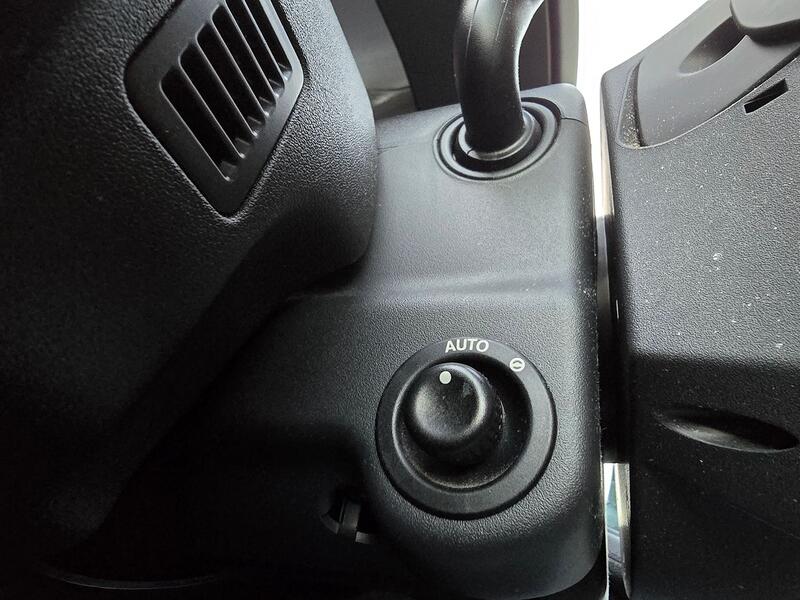 LAND ROVER RANGE ROVER SPORT 3.0 SD V6 HSE 2013