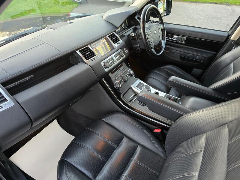 LAND ROVER RANGE ROVER SPORT 3.0 SD V6 HSE 2013