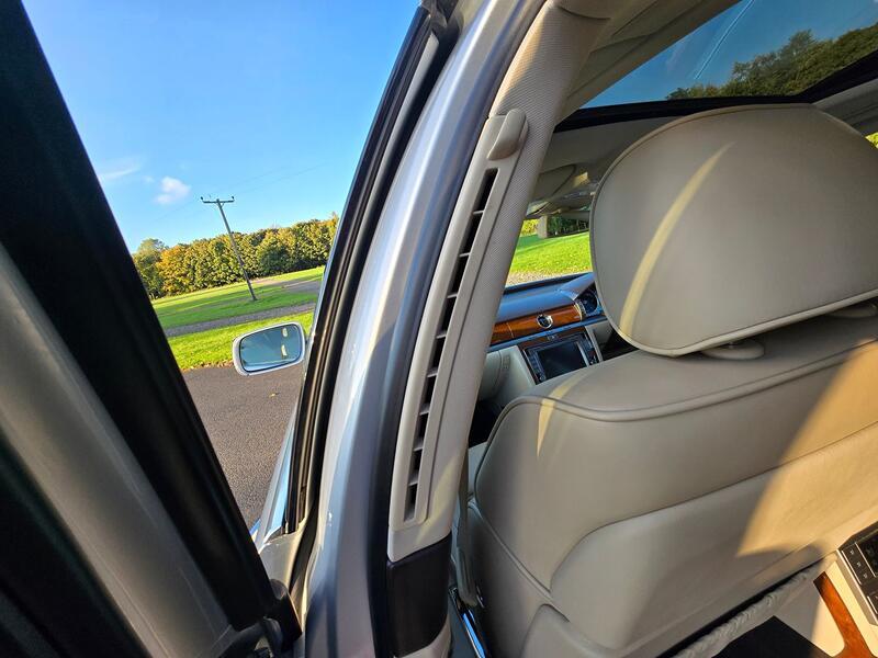 VOLKSWAGEN PHAETON 3.0 TDI CR V6 LWB 4Motion 2012