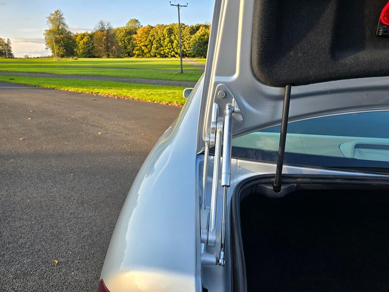 VOLKSWAGEN PHAETON 3.0 TDI CR V6 LWB 4Motion 2012