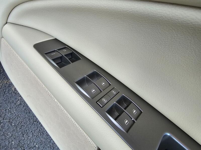 VOLKSWAGEN PHAETON 3.0 TDI CR V6 LWB 4Motion 2012