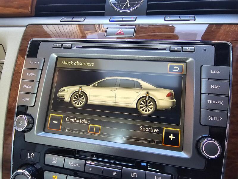 VOLKSWAGEN PHAETON 3.0 TDI CR V6 LWB 4Motion 2012