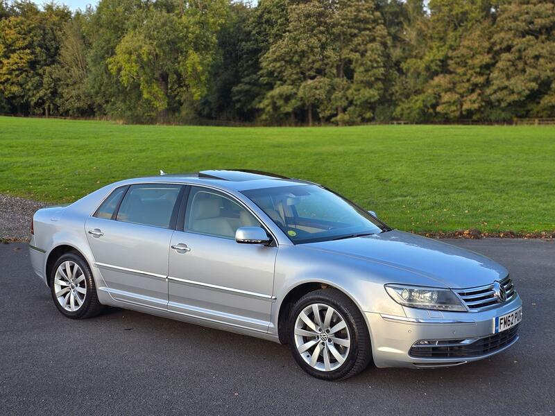 VOLKSWAGEN PHAETON 3.0 TDI CR V6 LWB 4Motion 2012