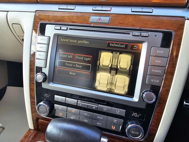 VOLKSWAGEN PHAETON 3.0 TDI CR V6 LWB 4Motion 2012