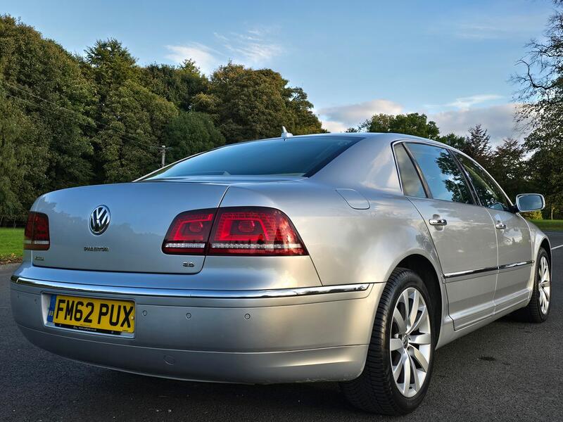 VOLKSWAGEN PHAETON 3.0 TDI CR V6 LWB 4Motion 2012