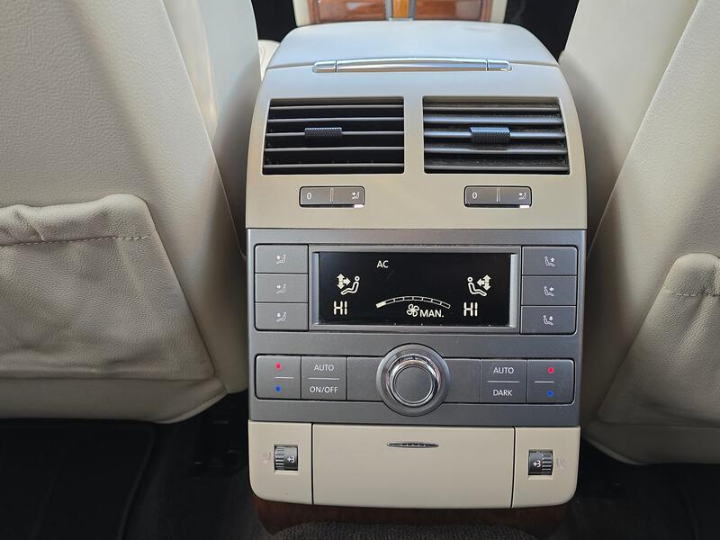 VOLKSWAGEN PHAETON 3.0 TDI CR V6 LWB 4Motion 2012