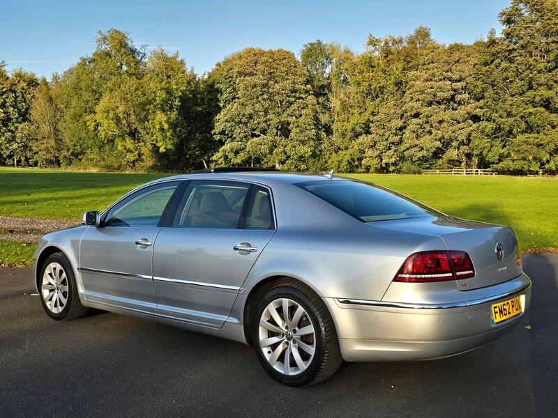 VOLKSWAGEN PHAETON 3.0 TDI CR V6 LWB 4Motion 2012