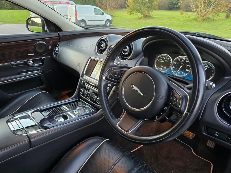 JAGUAR XJ 3.0 d V6 Portfolio 2012