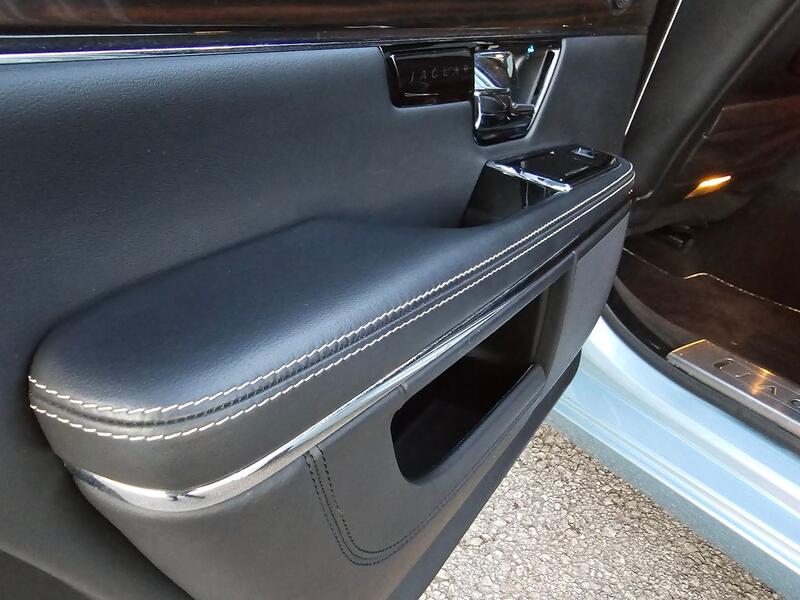 JAGUAR XJ 3.0 d V6 Portfolio 2012