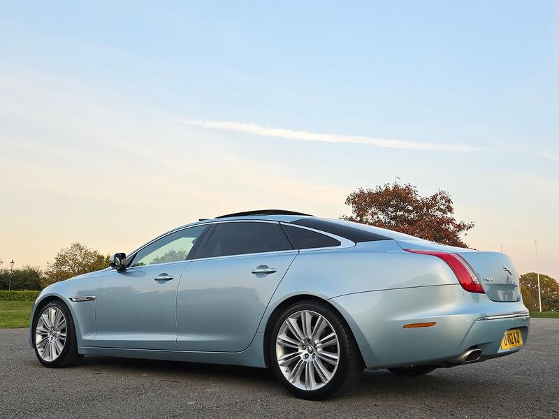JAGUAR XJ 3.0 d V6 Portfolio 2012