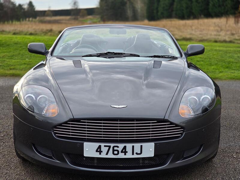 ASTON MARTIN DB9 5.9 2005