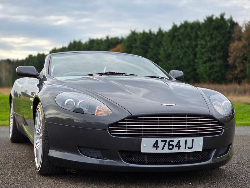 ASTON MARTIN DB9 5.9 2005