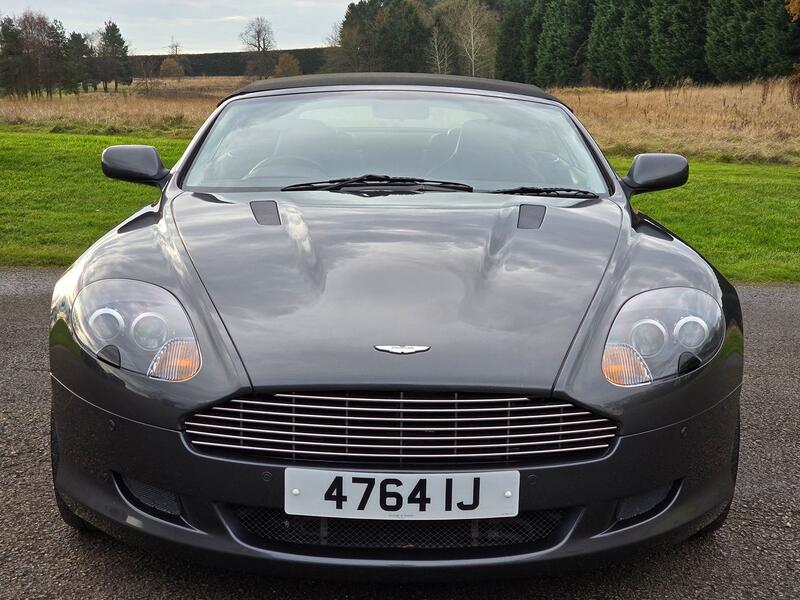 ASTON MARTIN DB9 5.9 2005