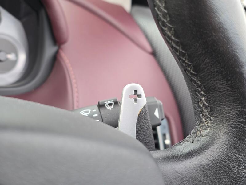 ASTON MARTIN DB9 5.9 2005