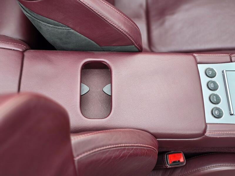 ASTON MARTIN DB9 5.9 2005