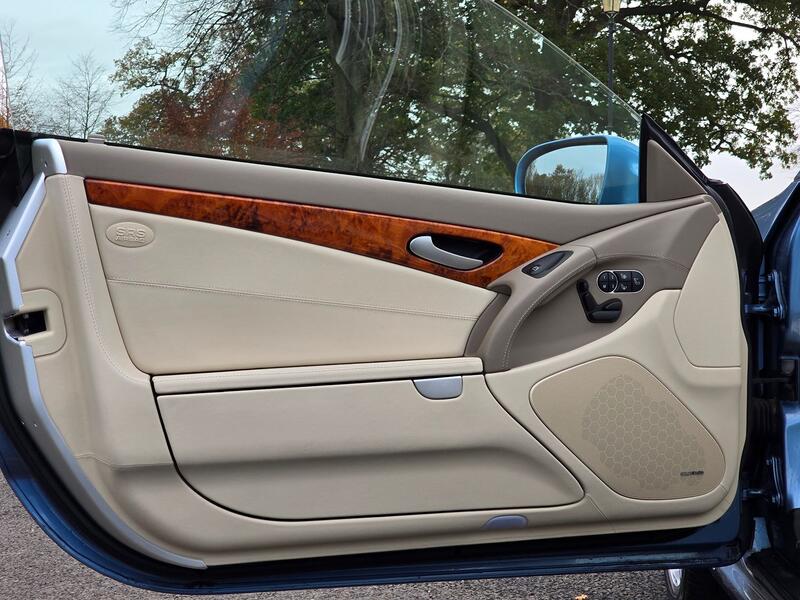MERCEDES-BENZ SL 5.5 SL500 2010
