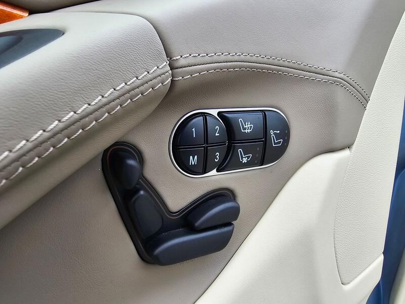 MERCEDES-BENZ SL 5.5 SL500 2010