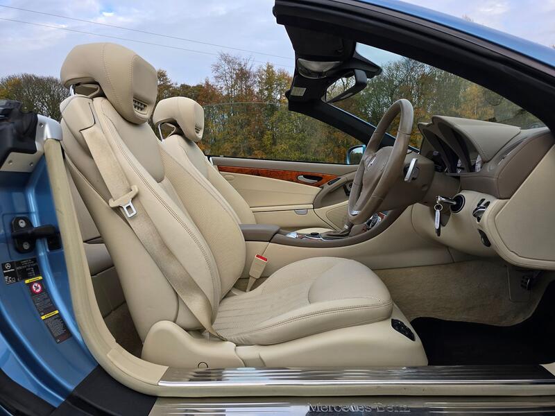 MERCEDES-BENZ SL 5.5 SL500 2010