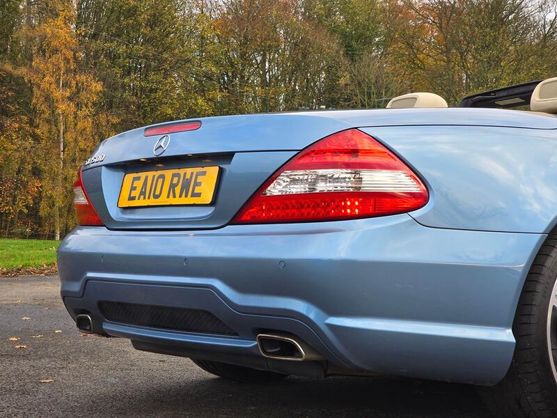 MERCEDES-BENZ SL 5.5 SL500 2010