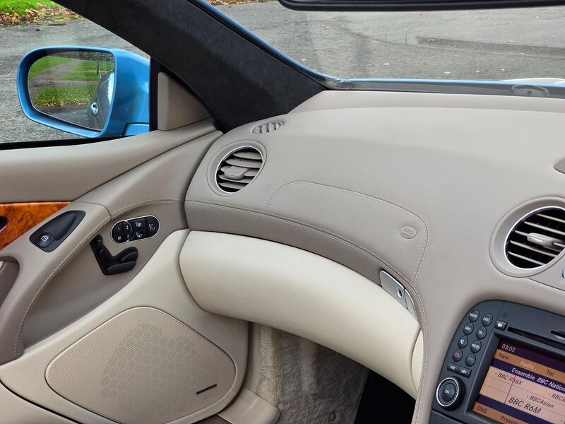 MERCEDES-BENZ SL 5.5 SL500 2010