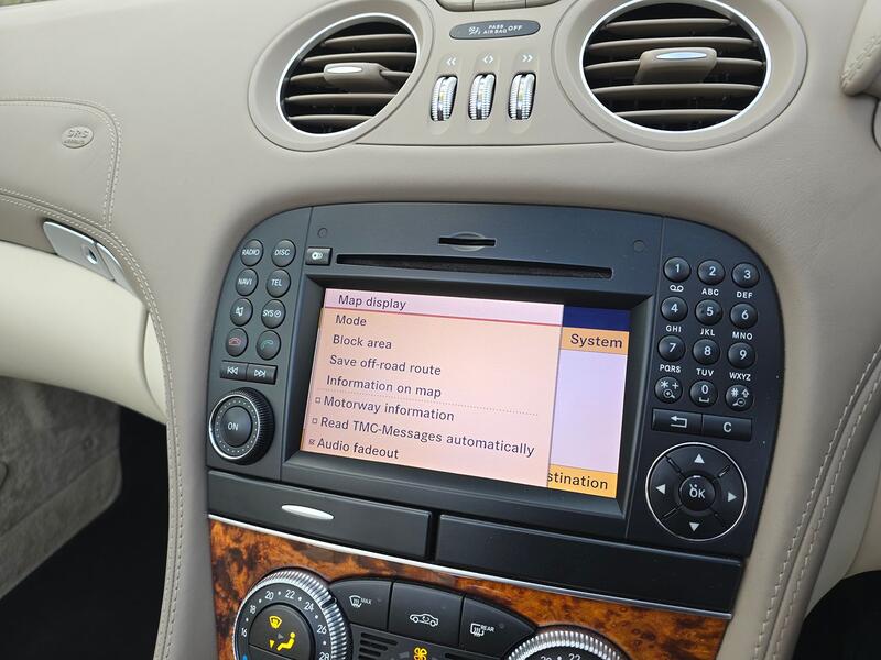 MERCEDES-BENZ SL 5.5 SL500 2010