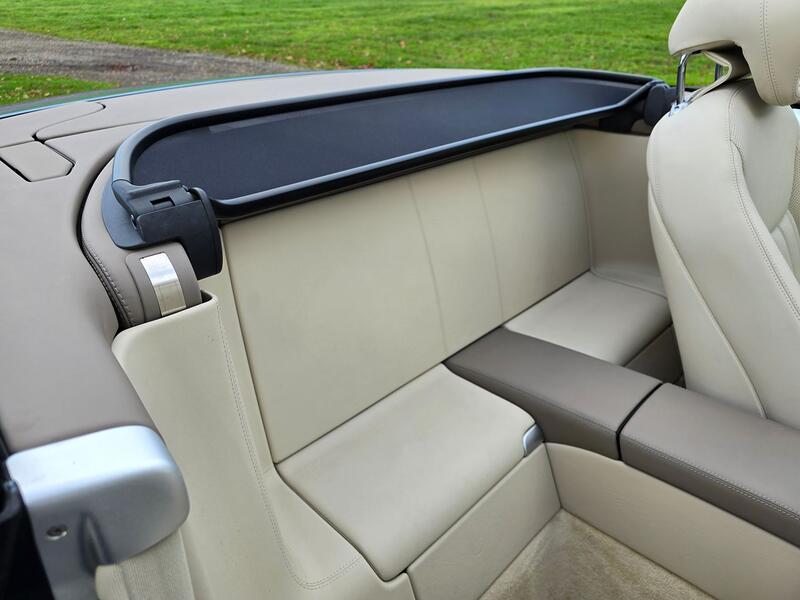 MERCEDES-BENZ SL 5.5 SL500 2010