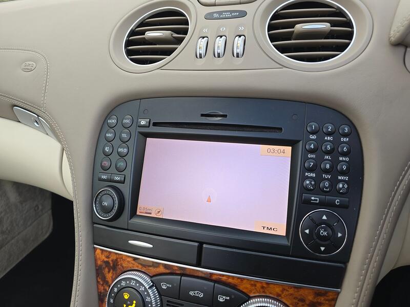 MERCEDES-BENZ SL 5.5 SL500 2010