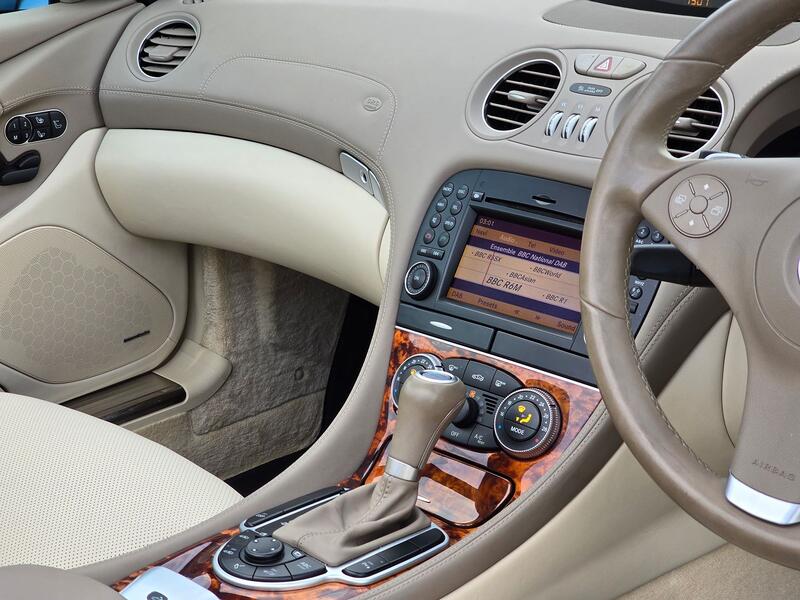 MERCEDES-BENZ SL 5.5 SL500 2010