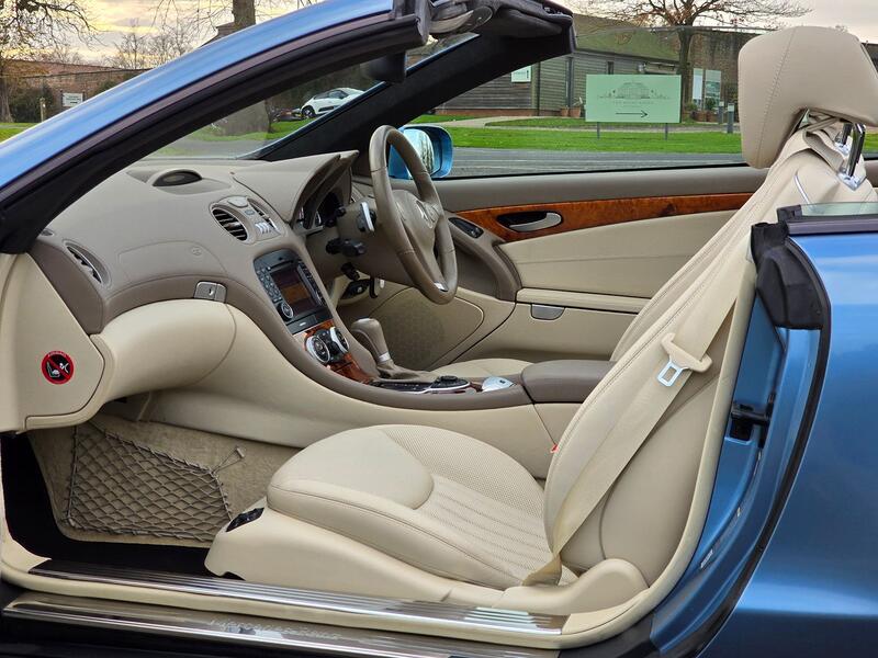MERCEDES-BENZ SL 5.5 SL500 2010