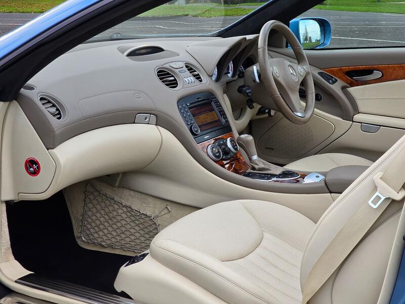 MERCEDES-BENZ SL 5.5 SL500 2010