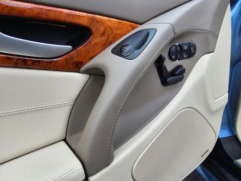 MERCEDES-BENZ SL 5.5 SL500 2010