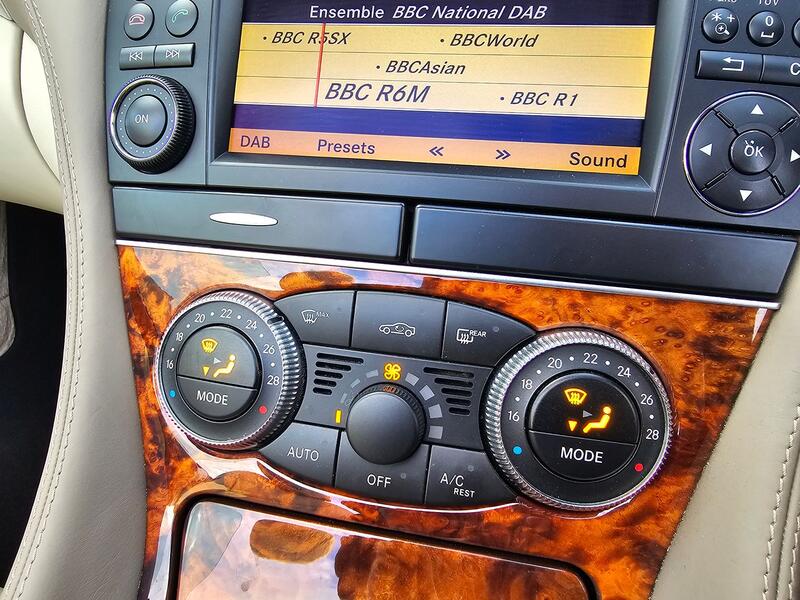 MERCEDES-BENZ SL 5.5 SL500 2010