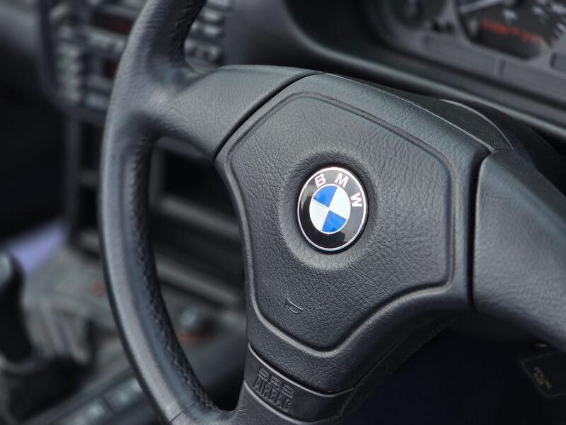 BMW 3 SERIES  1998