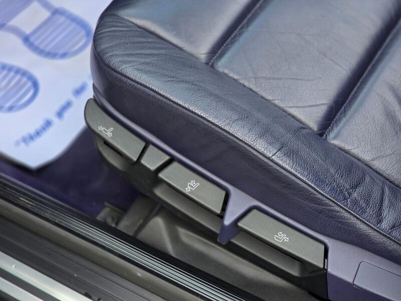 BMW 3 SERIES  1998