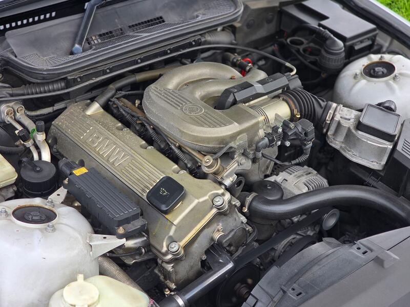 BMW 3 SERIES  1998