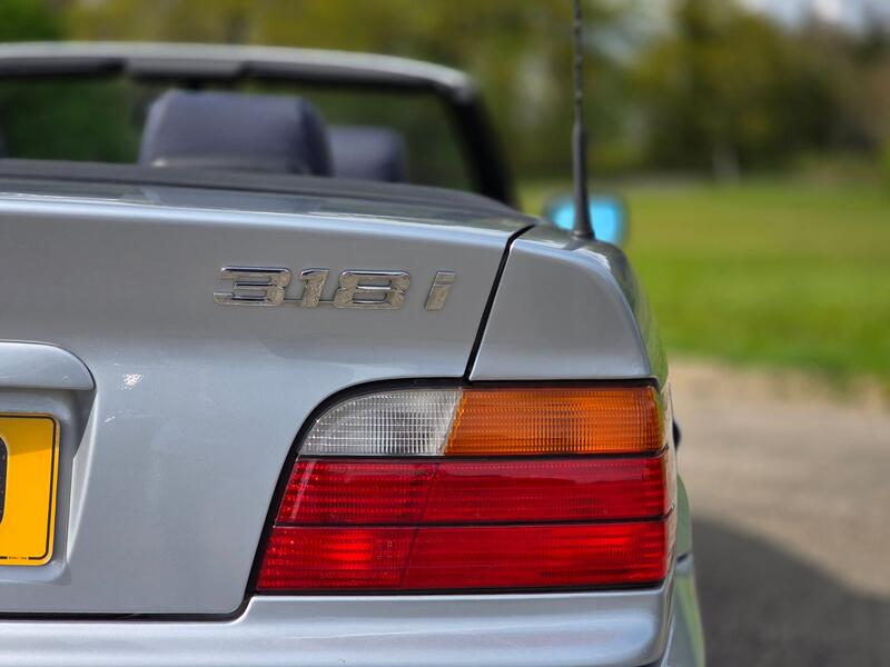 BMW 3 SERIES  1998