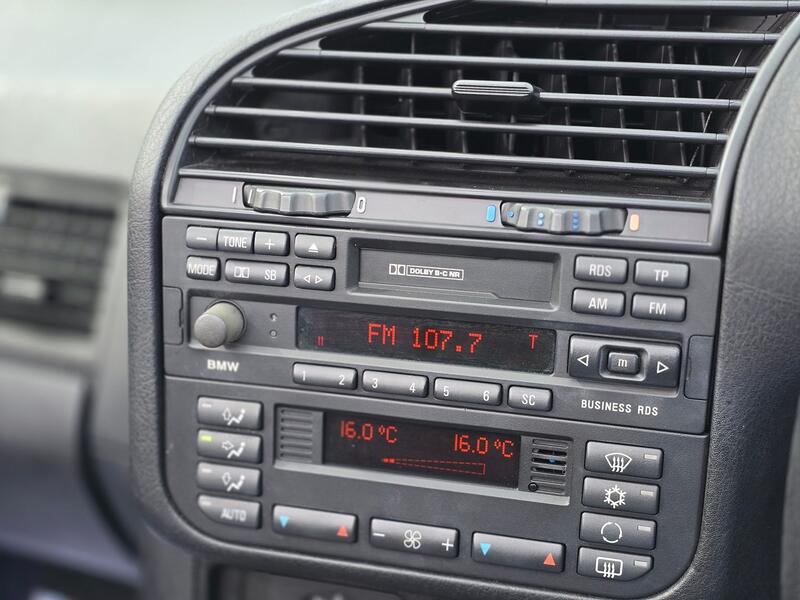 BMW 3 SERIES  1998