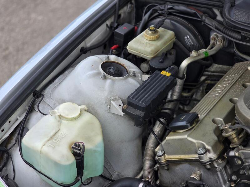 BMW 3 SERIES  1998