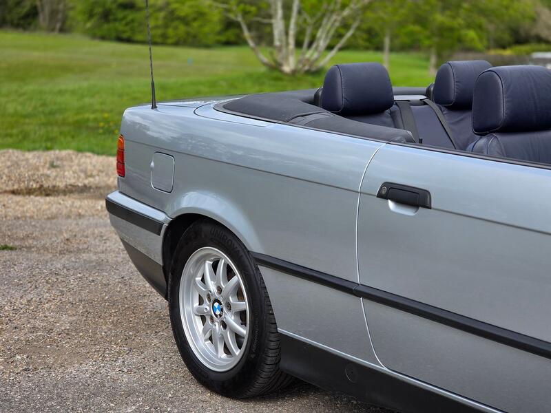 BMW 3 SERIES  1998